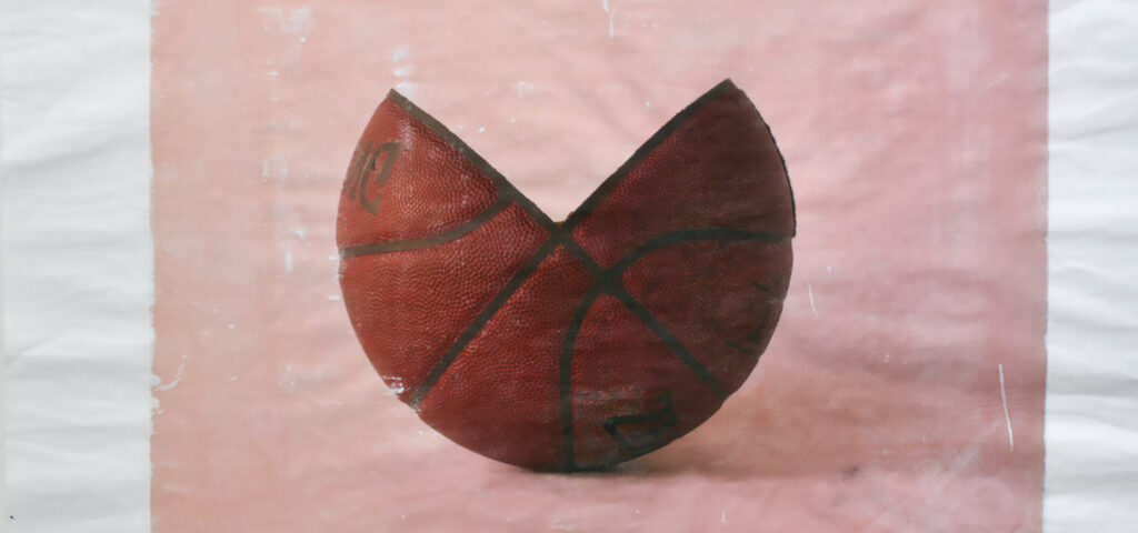 Ausstellung „ÜBER TRAGEN“ von Martin Walde in der Galerie Rhomberg